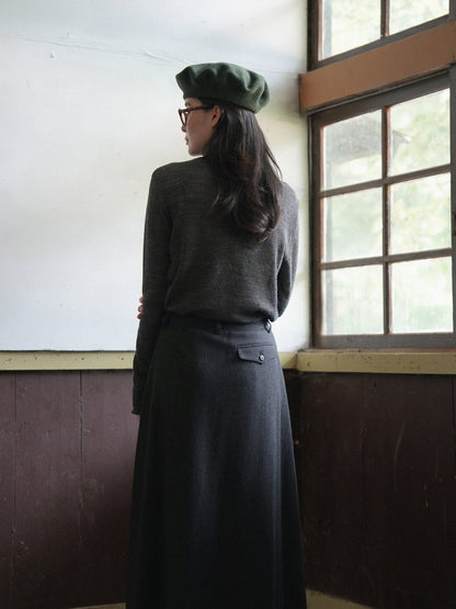 SIDE BUTTON WOOL CRAPE SKIRT [ Deep Charcoal ]