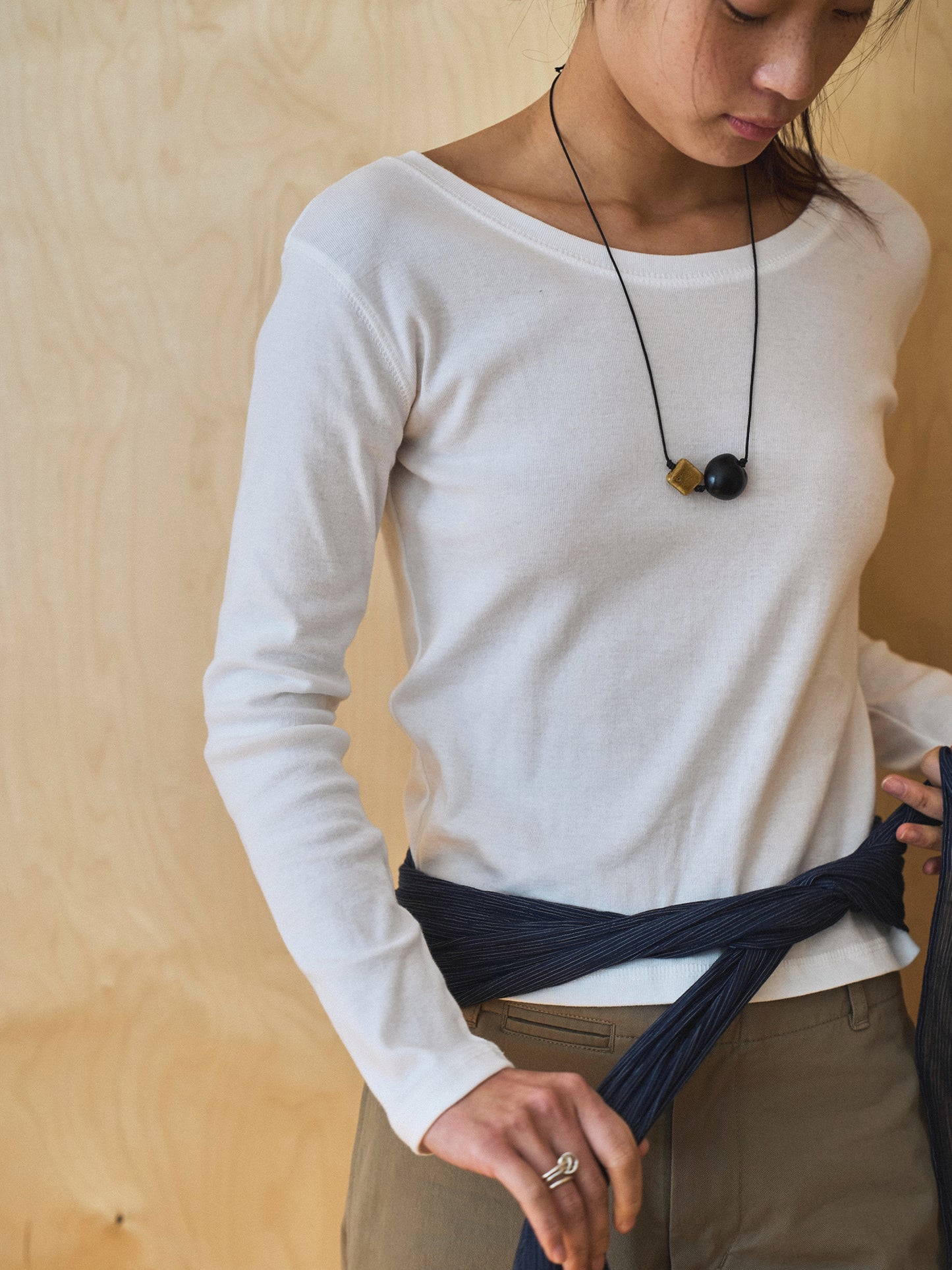 SMOOTH SCOOP NECK TOP [ White ]