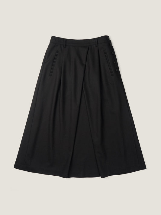 SIDE BUTTON WOOL CRAPE SKIRT [ Classic Black ]