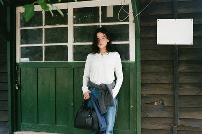 PENELOPE BUTTON TOP [ Soap White ]