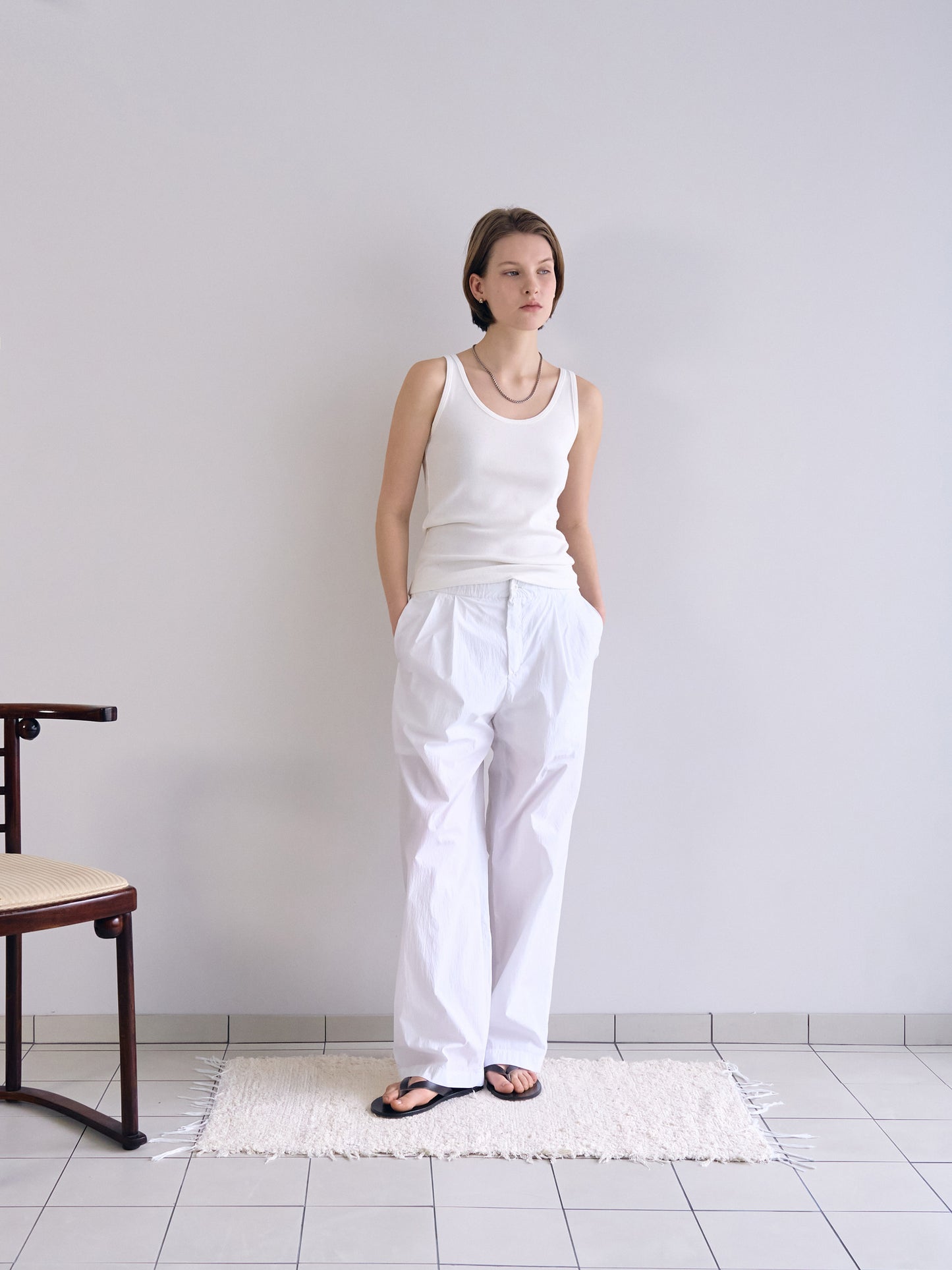 SOFT STRETCH SLEEVELESS [ White ]
