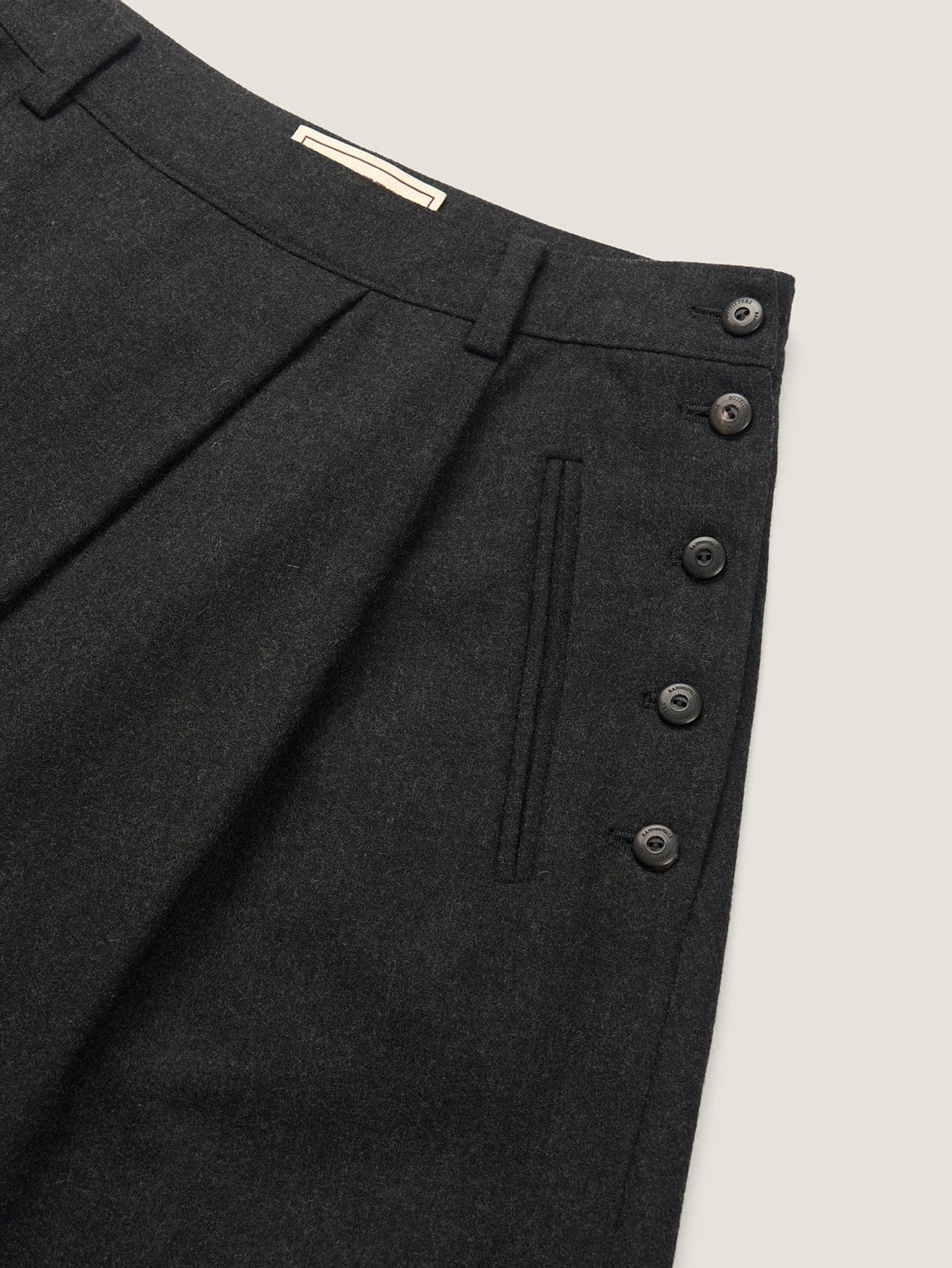 SIDE BUTTON WOOL CRAPE SKIRT [ Deep Charcoal ]