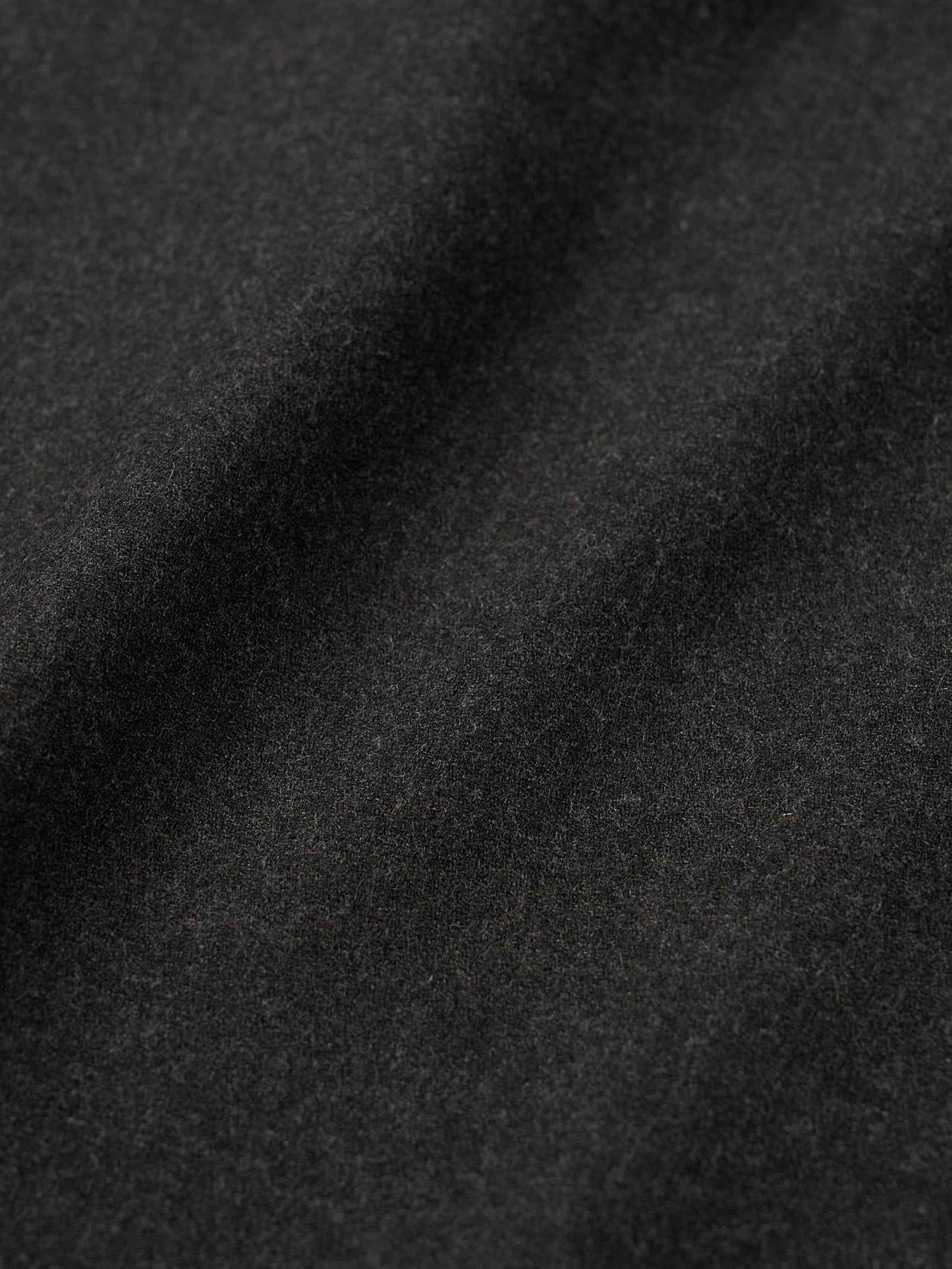 SIDE BUTTON WOOL CRAPE SKIRT [ Deep Charcoal ]