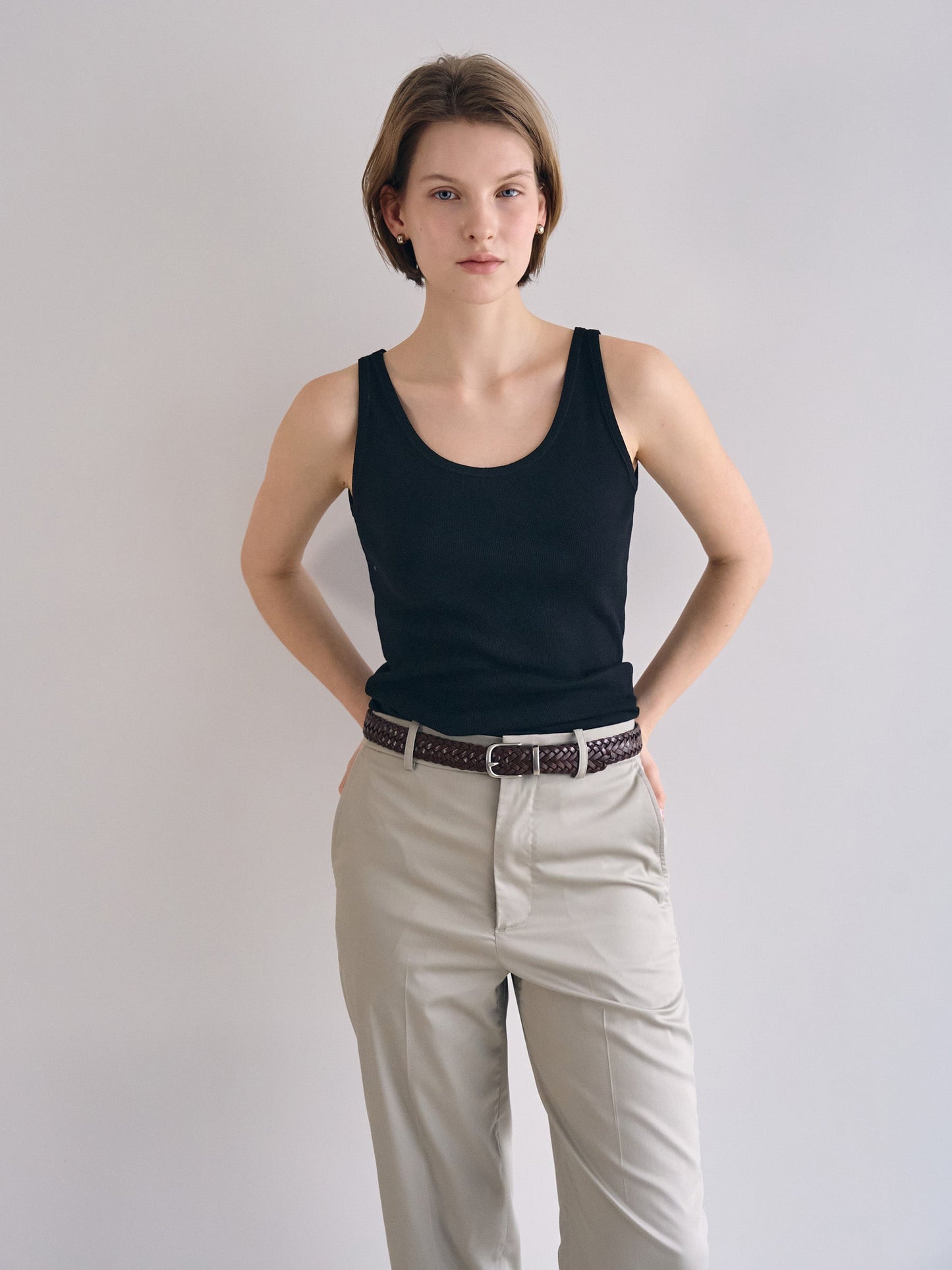 PATRICIA ANKLE PANTS [ Oyster Beige ]