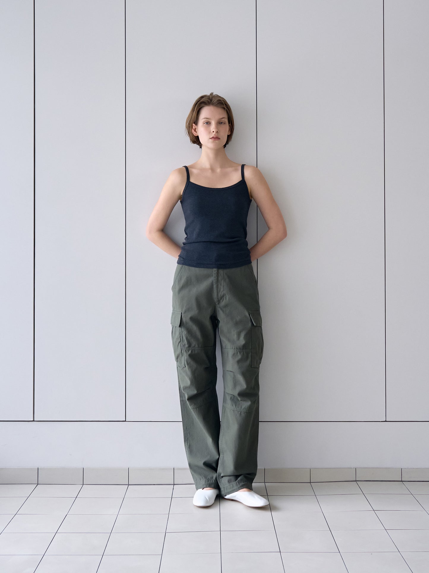 SCALLOPED TRIM SLEEVELESS [ Blend Gray ]