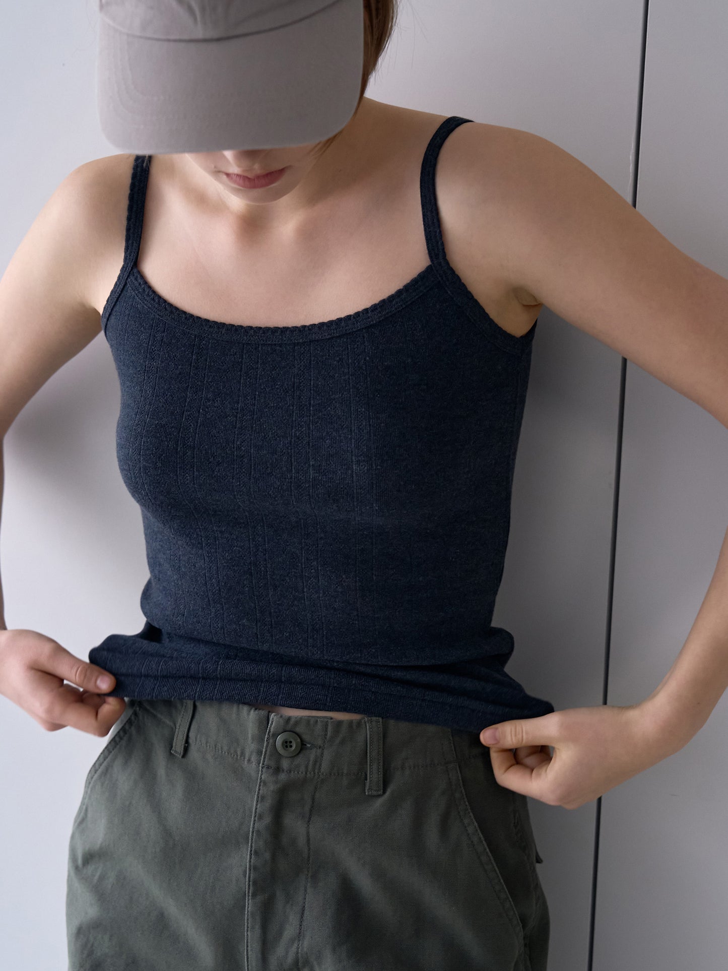 SCALLOPED TRIM SLEEVELESS [ Blend Gray ]