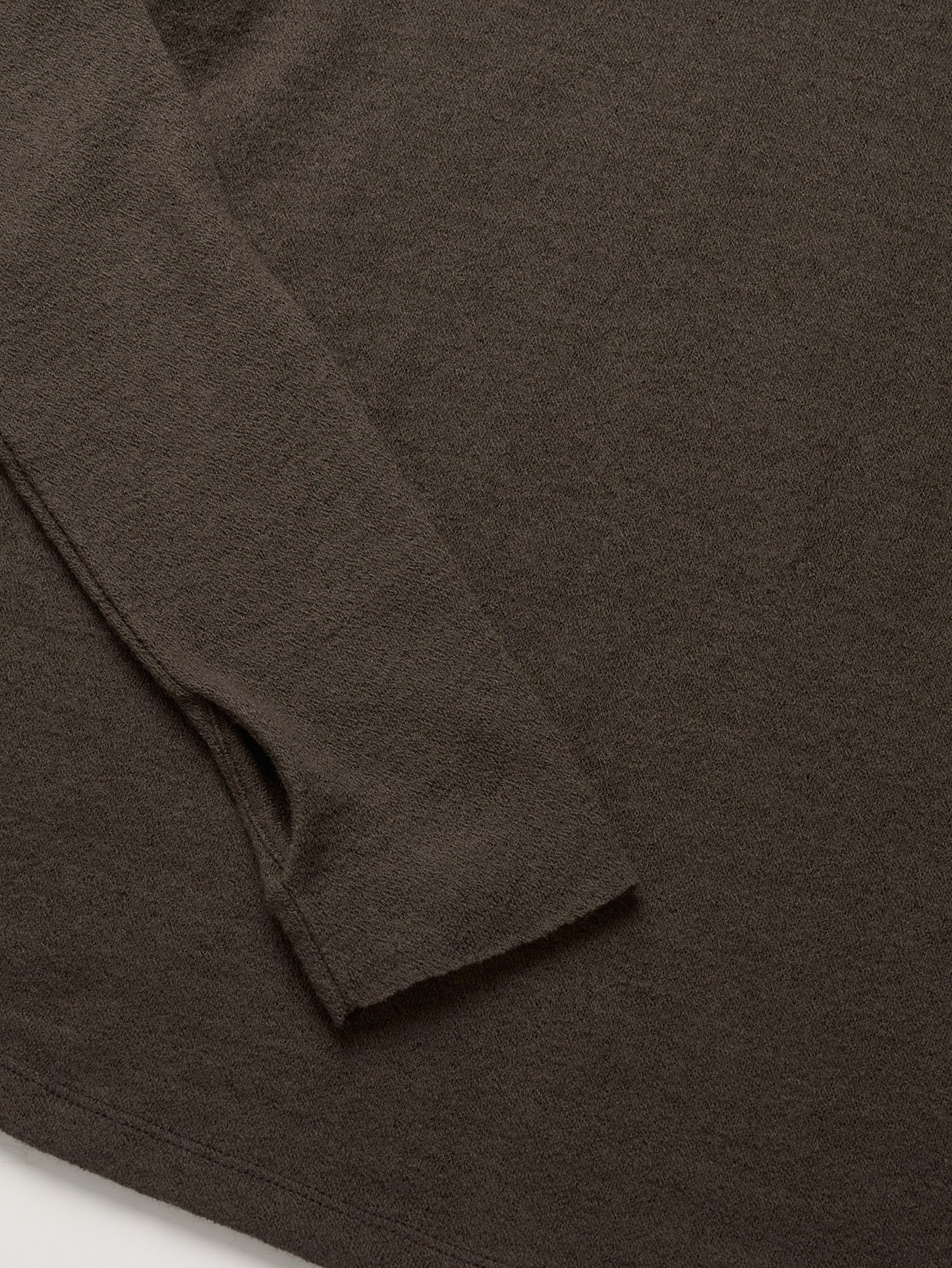 RUSTLE WOOL TURTLE TOP [ Taupe Brown ]