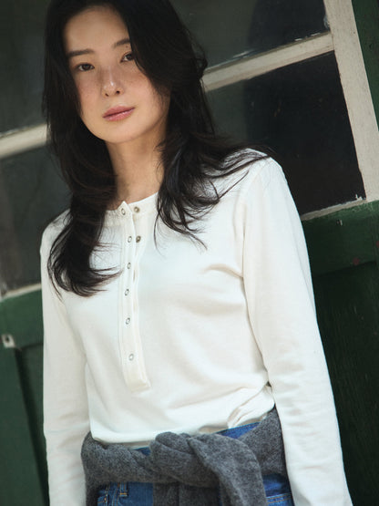 PENELOPE BUTTON TOP [ Soap White ]