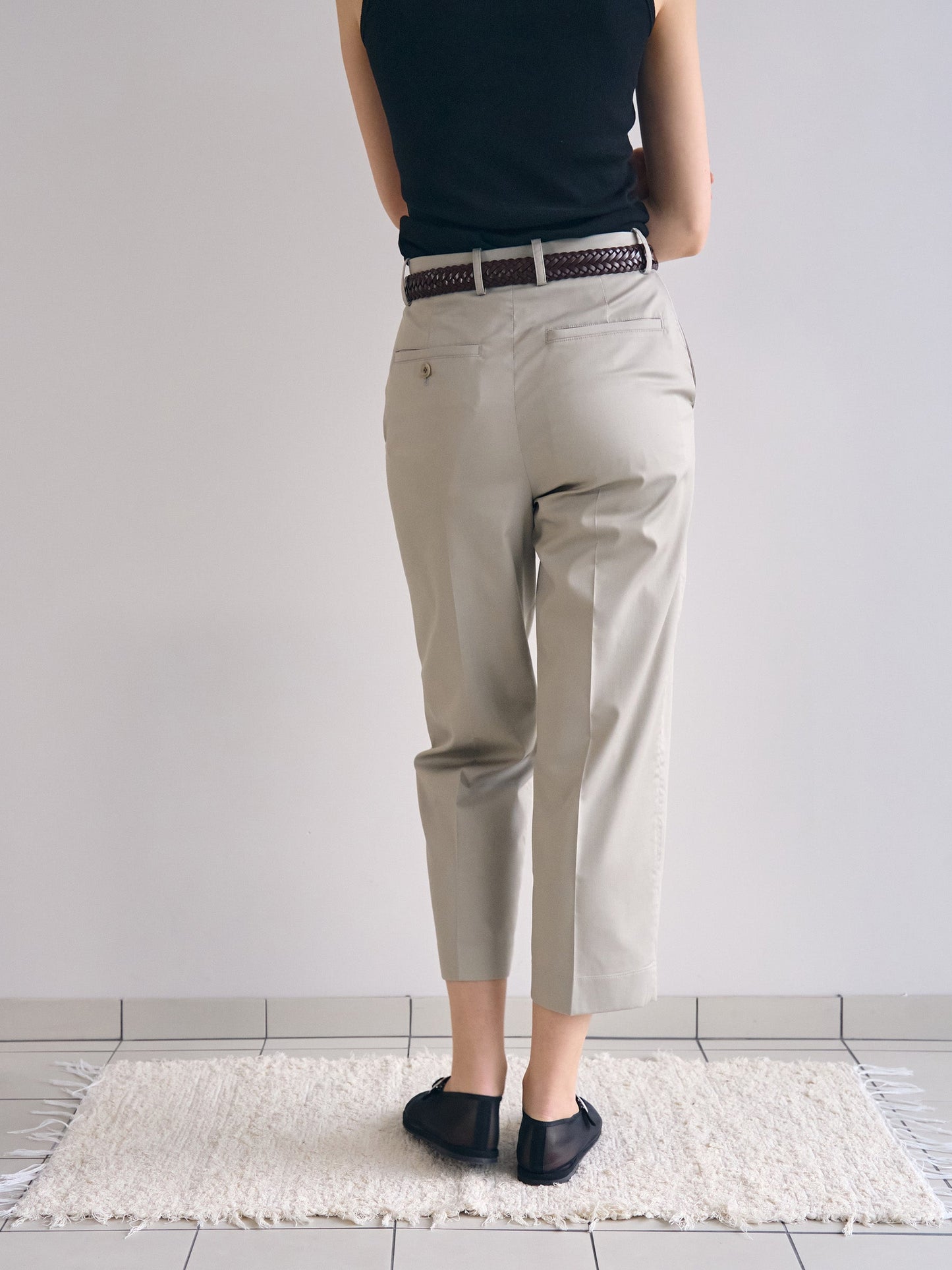 PATRICIA ANKLE PANTS [ Oyster Beige ]