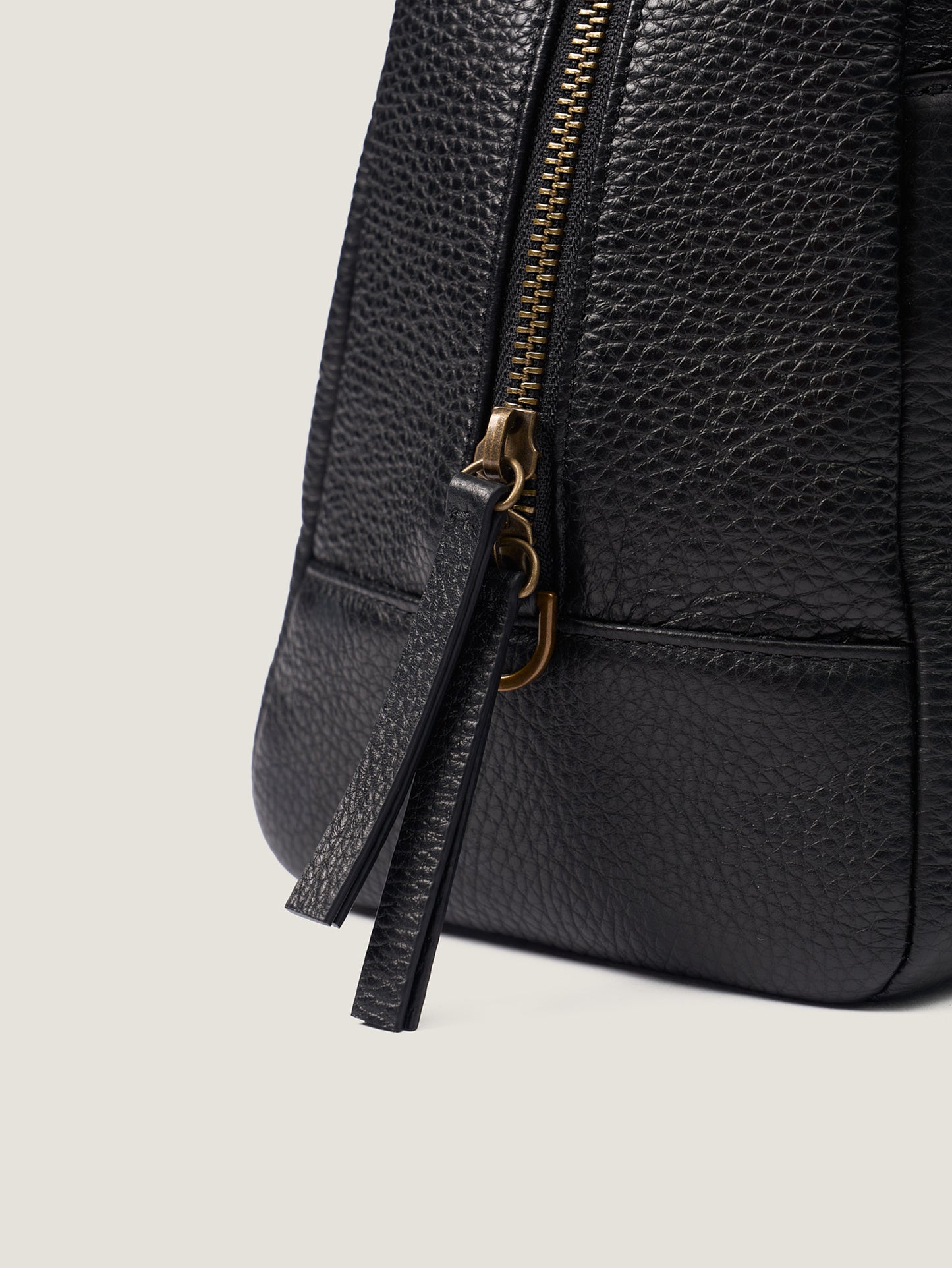 SABLÉ TOTE BAG [ Soft Black ]